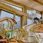 فندق مبيت وإفطار Portatenea - Atenea Collection 4*