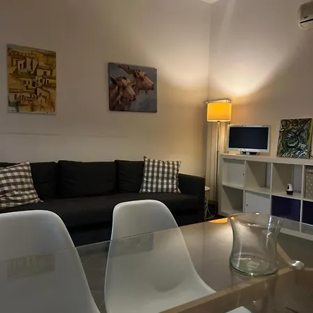 ポルタテニア 2*