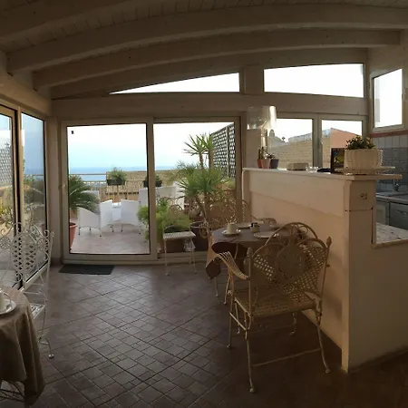 Bed & Breakfast Portatenea - Atenea Collection