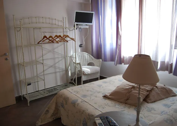 Bed & Breakfast Portatenea - Atenea Collection 3*